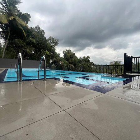 Oyo 278 Hotel Rivelka Kundasale Εξωτερικό φωτογραφία