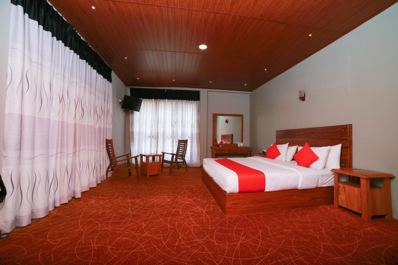 Oyo 278 Hotel Rivelka Kundasale Δωμάτιο φωτογραφία