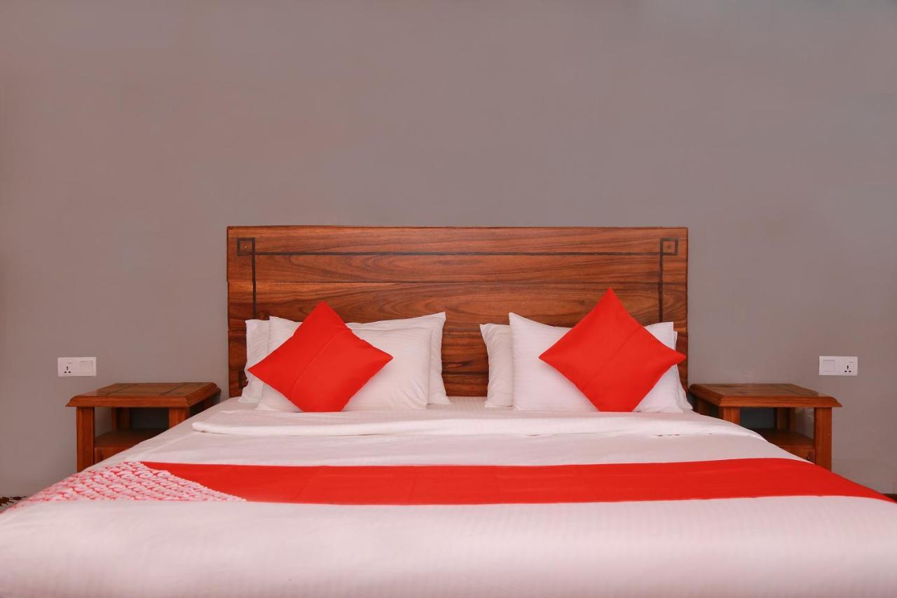 Oyo 278 Hotel Rivelka Kundasale Εξωτερικό φωτογραφία