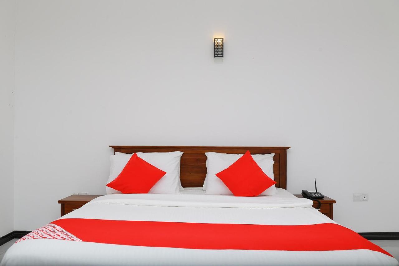 Oyo 278 Hotel Rivelka Kundasale Εξωτερικό φωτογραφία